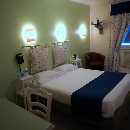 Logis De La Levée Hotel 2*