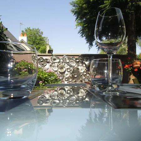 Hotel Logis De La Levée Betton