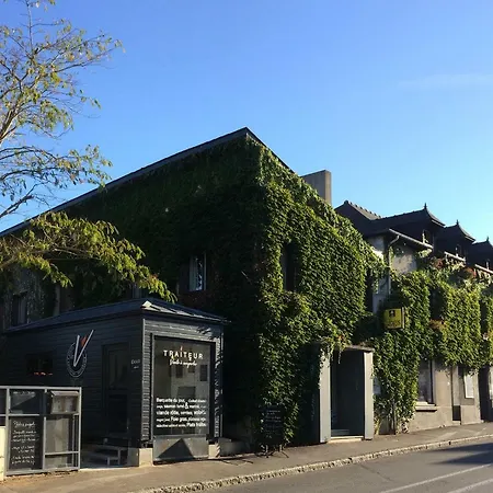Hotel Logis De La Levée 2*